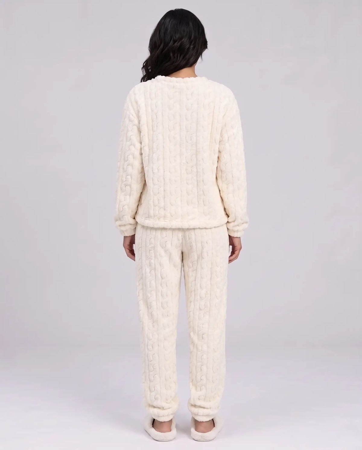 Holly | Women’s Pyjama Set | Textured Loungewear Set with Long Sleeves and Cuffed Trousers-Women's Set-Ellegamo
